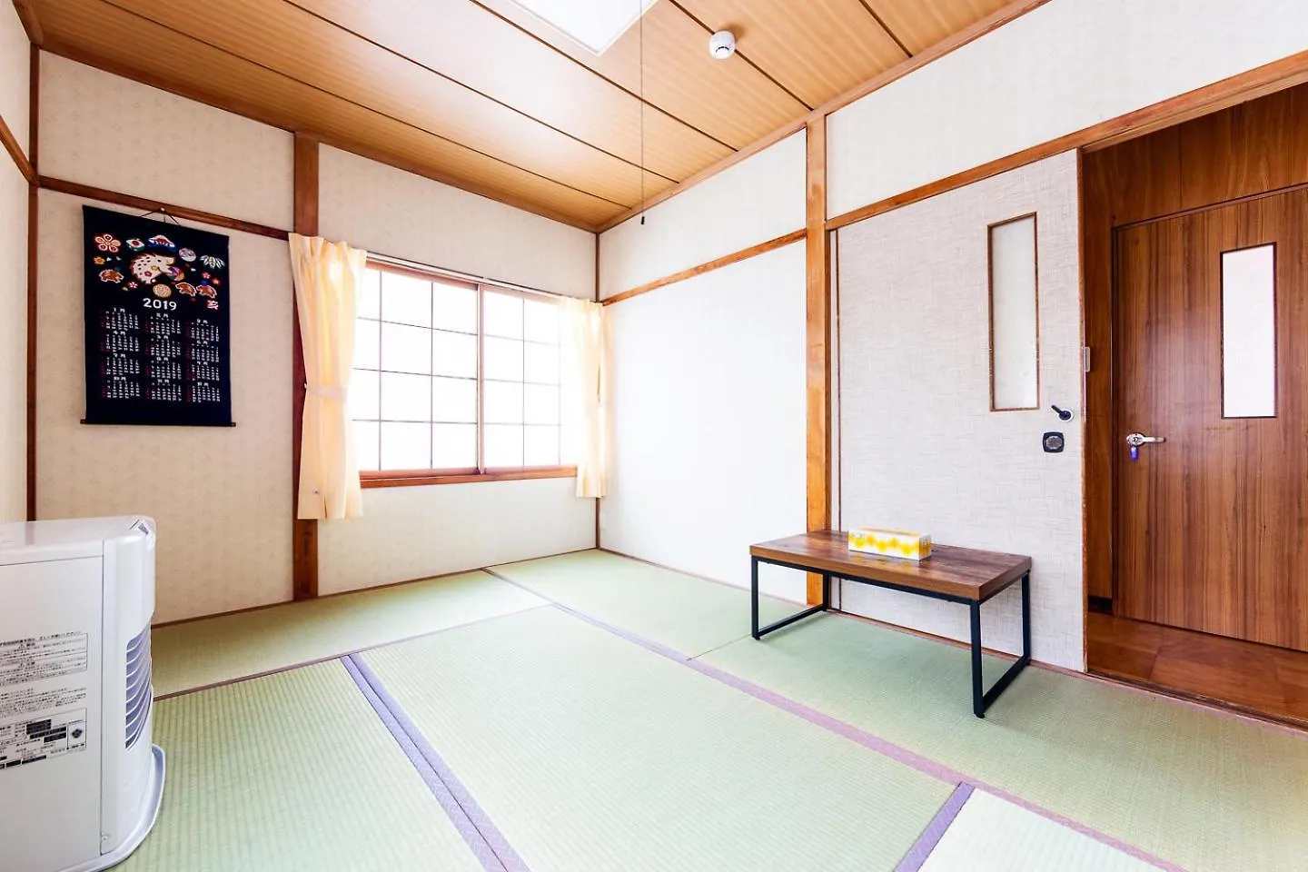A-Ja Apartment Yoichi 0*,